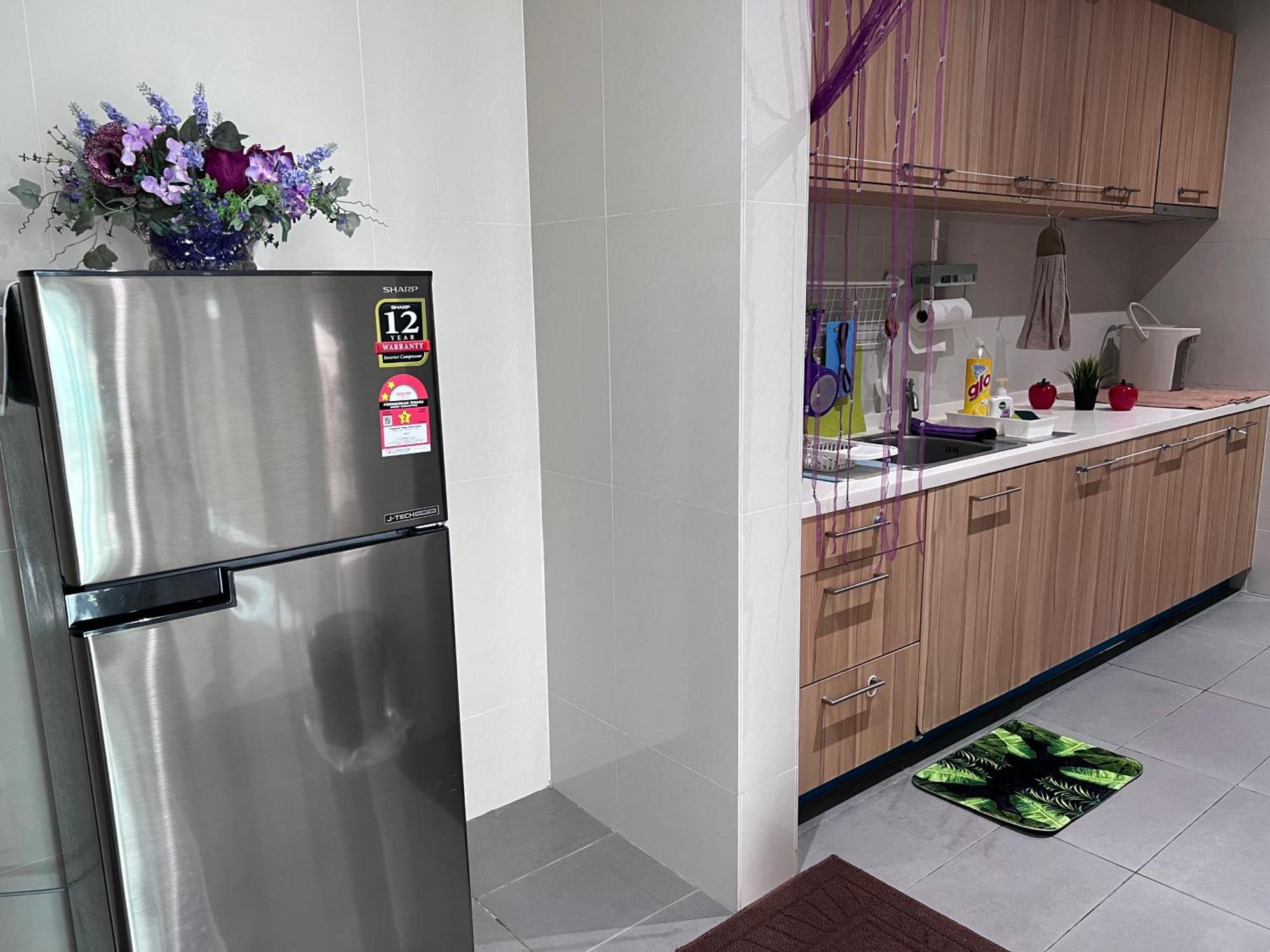 In Ksl , 2 Bdrm 2 Bthrm Wifi 4 Pax Pangsapuri